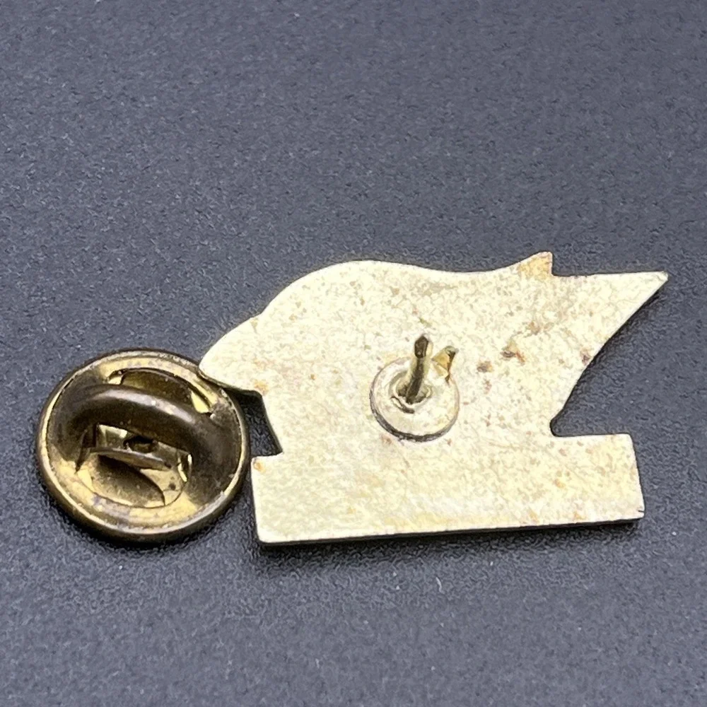 Vintage Arizona Cardinals Logo NFL Football‎ Lapel Hat Pin